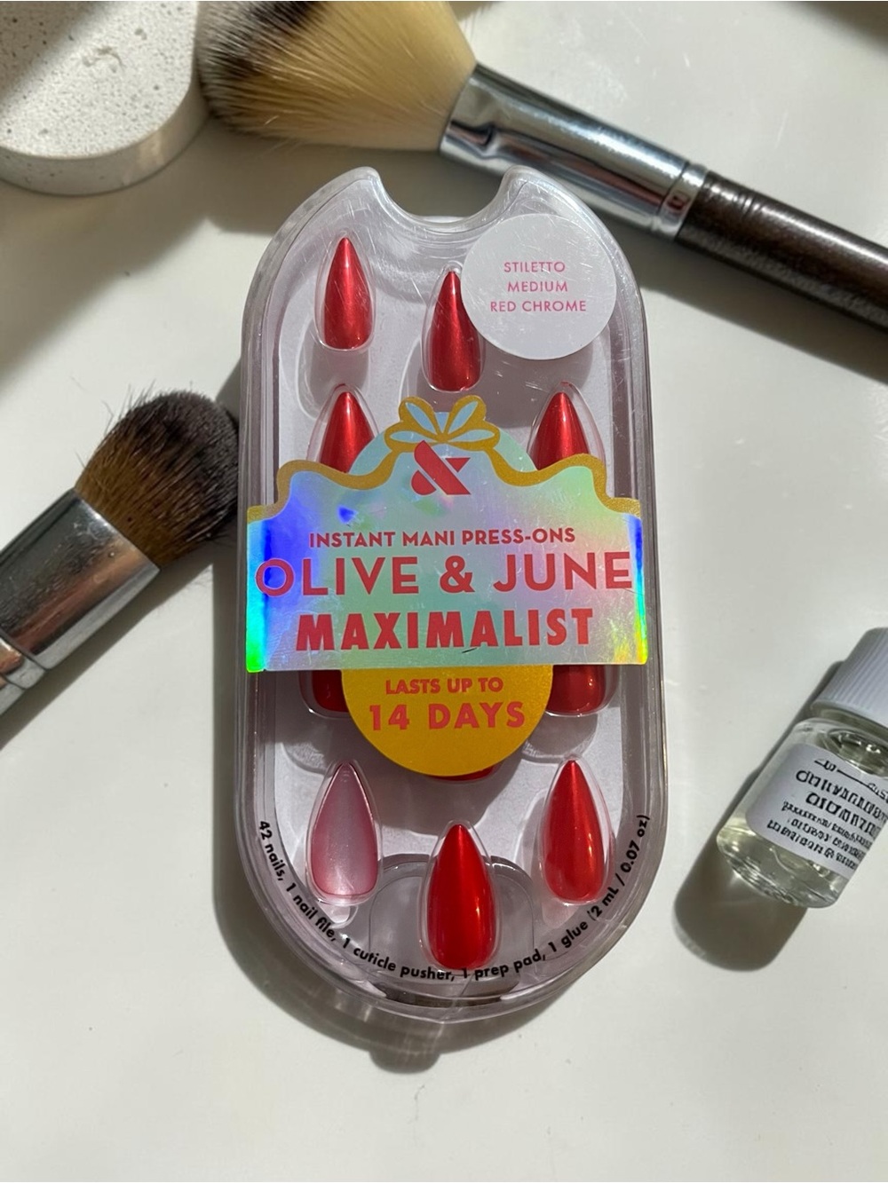 Olive & June Maximalist Instant Mani – Red Chrome Stiletto Press-On Nails